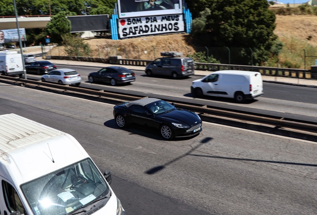 Aston Martin DB11 V8 Volante
