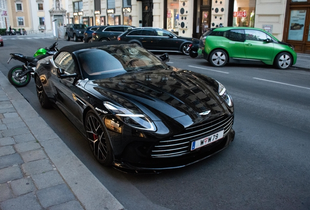Aston Martin DB12 Volante