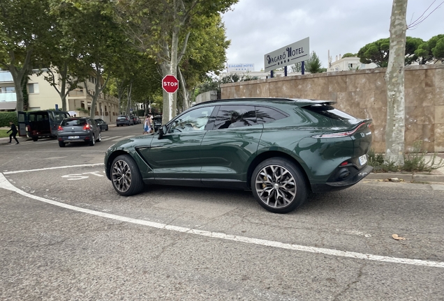 Aston Martin DBX