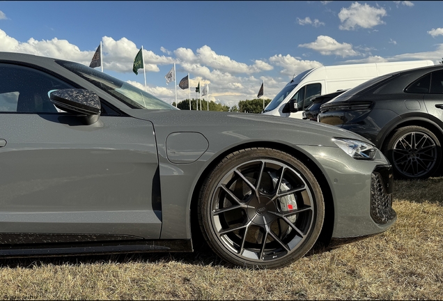 Audi RS E-Tron GT 2025