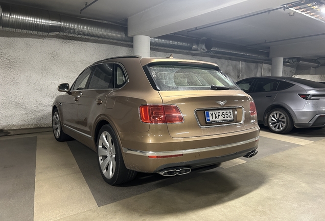 Bentley Bentayga Hybrid