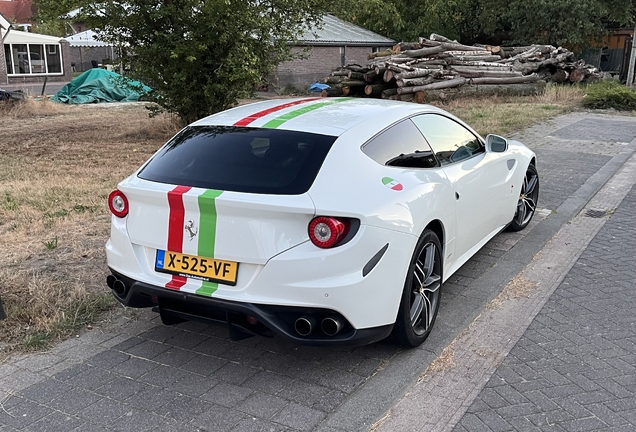Ferrari FF