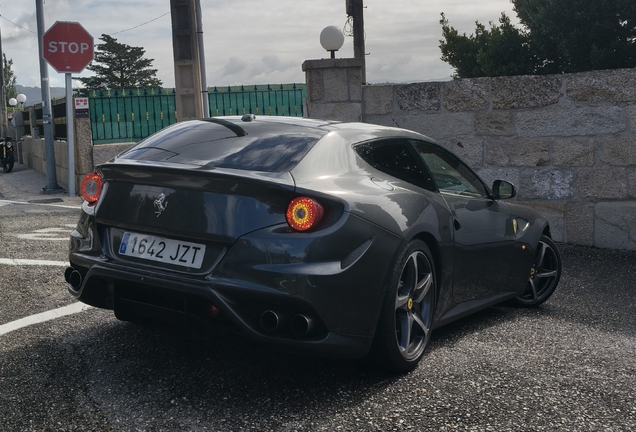 Ferrari FF