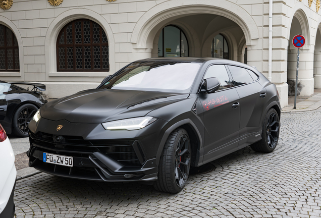Lamborghini Urus Performante