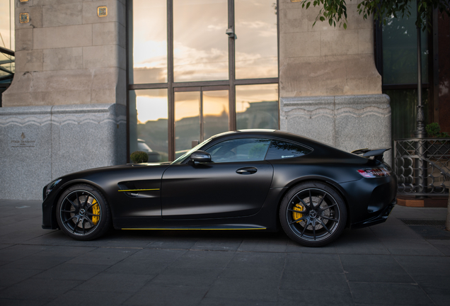 Mercedes-AMG GT R C190 2019