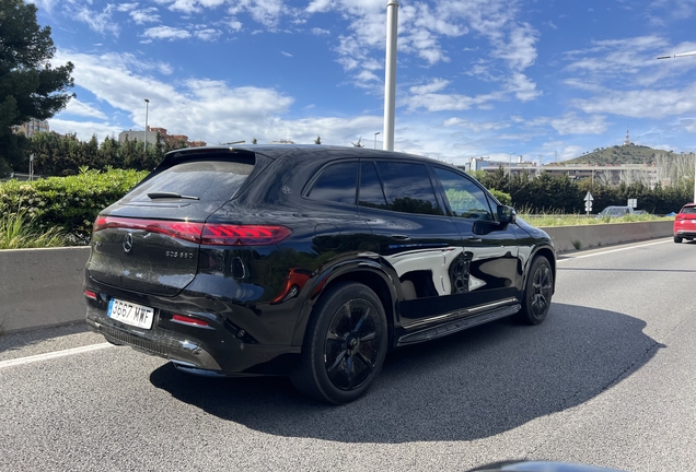 Mercedes-Maybach EQS 680 SUV Night Series