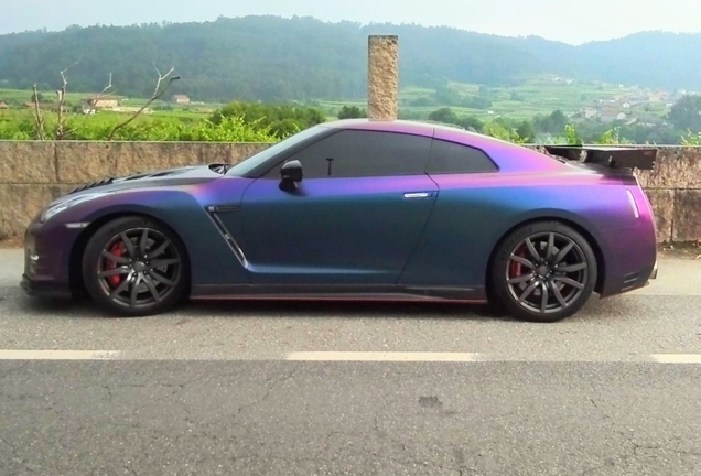 Nissan GT-R 2011