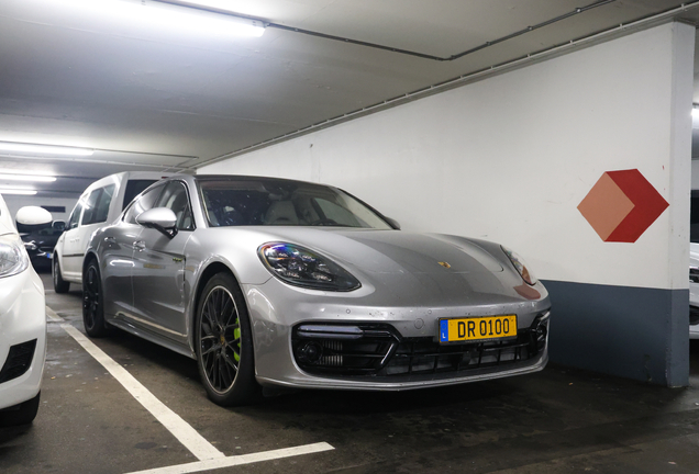 Porsche 971 Panamera Turbo S E-Hybrid MkI