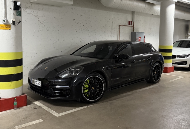 Porsche 971 Panamera Turbo S E-Hybrid Sport Turismo MkI