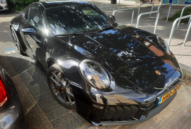 Porsche 992 Carrera 4 GTS MkII