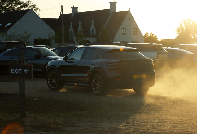 Porsche Cayenne Coupé Turbo E-Hybrid