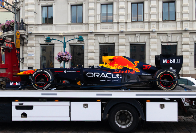 Red Bull Racing RB7