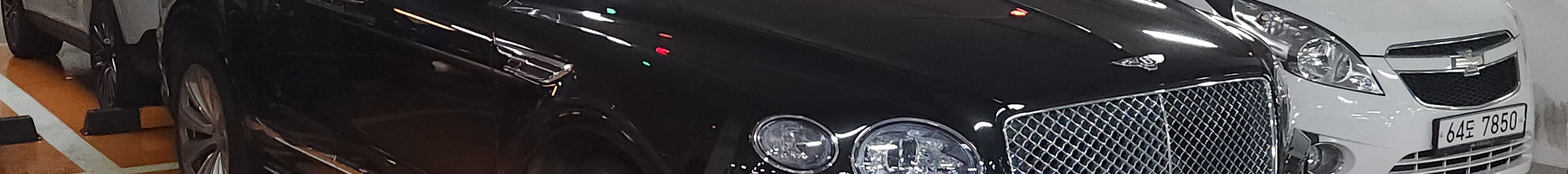 Bentley Bentayga Azure