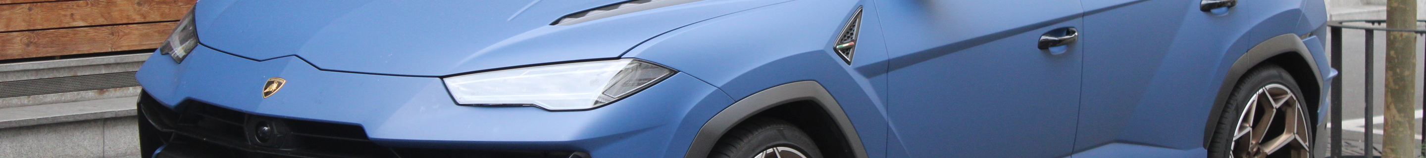 Lamborghini Urus Performante