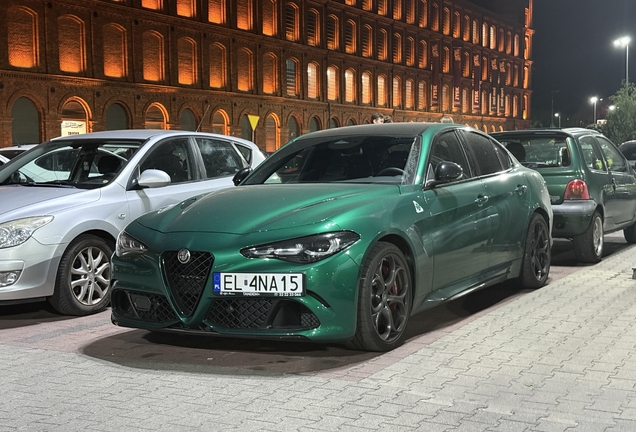 Alfa Romeo Giulia Quadrifoglio 2023