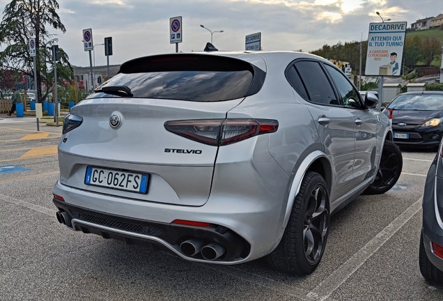 Alfa Romeo Stelvio Quadrifoglio 2020