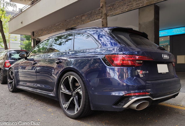 Audi RS4 Avant B9