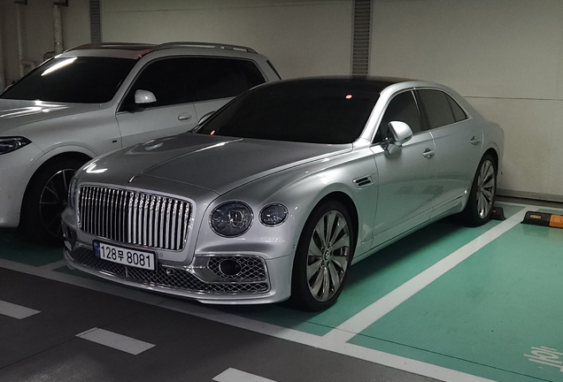 Bentley Flying Spur V8 2021