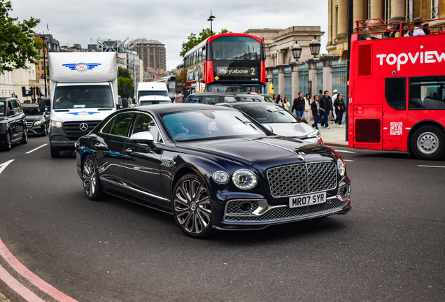 Bentley Flying Spur W12 2022 Mulliner