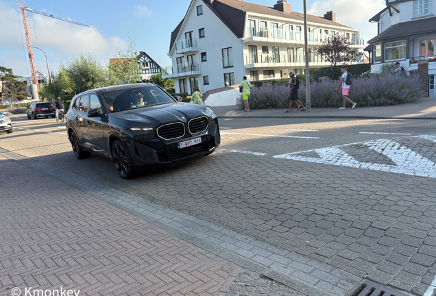 BMW XM G09