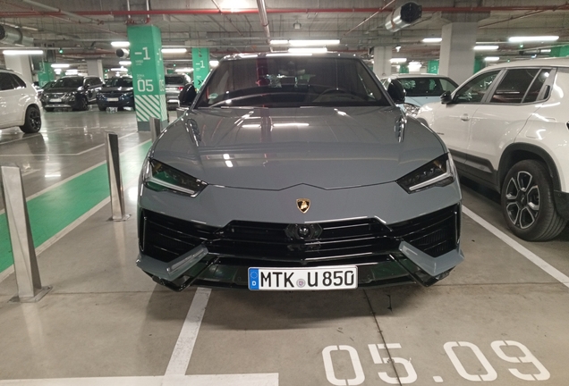 Lamborghini Urus S