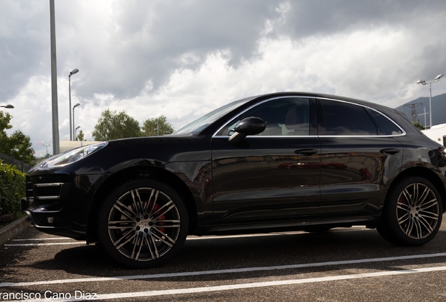 Porsche 95B Macan Turbo MkI