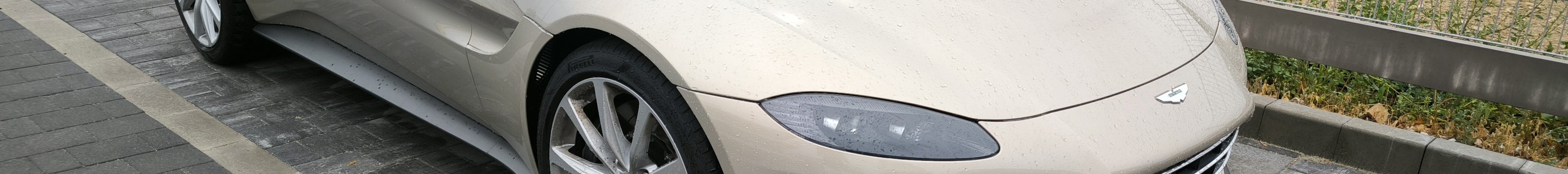 Aston Martin V8 Vantage 2018