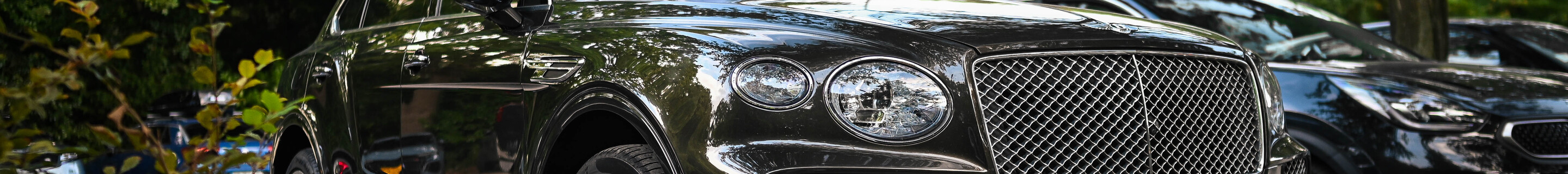 Bentley Bentayga Azure