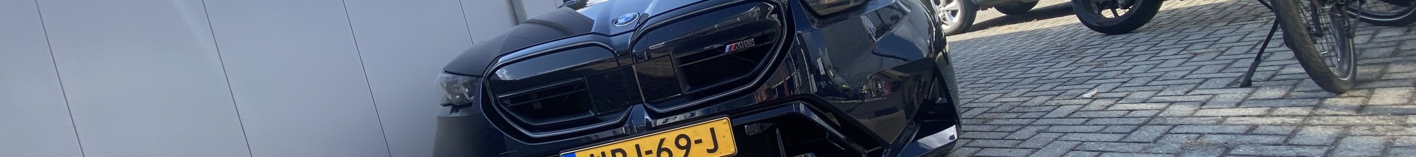 BMW M5 G90