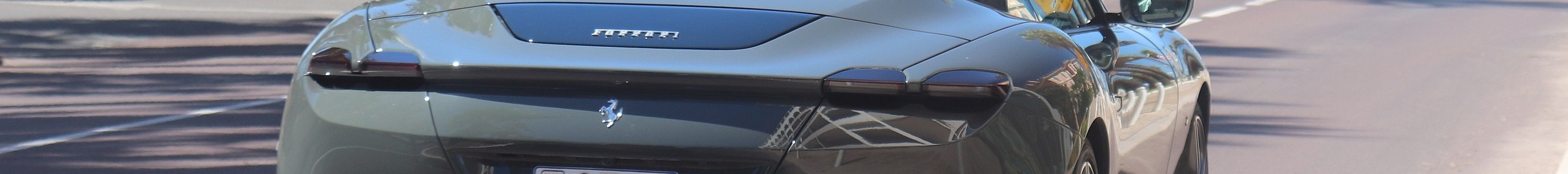 Ferrari Roma Spider