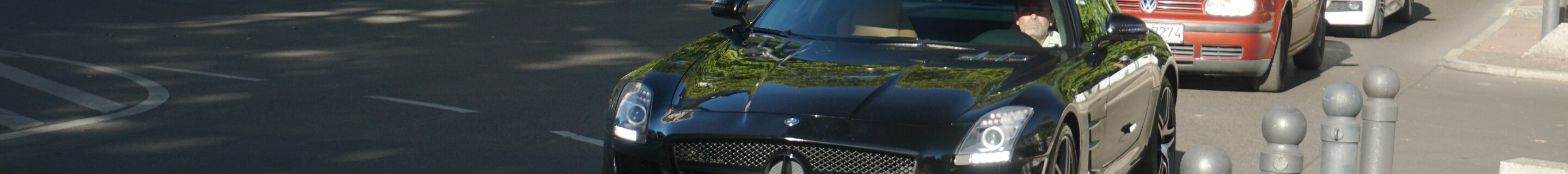 Mercedes-Benz SLS AMG