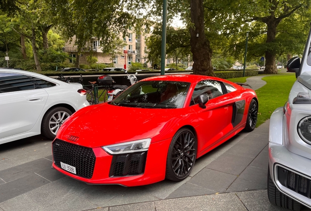 Audi R8 V10 Plus 2015