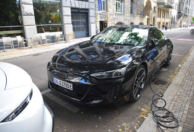 Audi RS E-Tron GT 2025