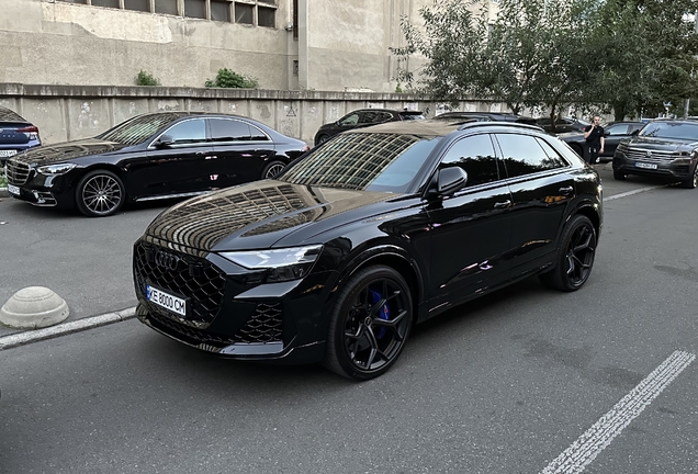 Audi RS Q8 2024