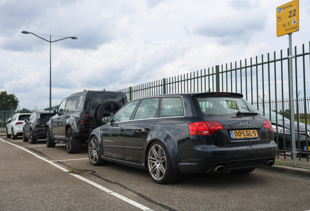 Audi RS4 Avant B7