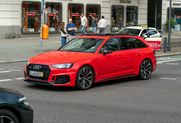 Audi RS4 Avant B9
