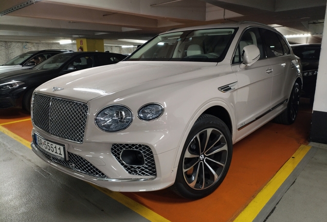 Bentley Bentayga Azure