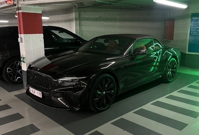 Bentley Continental GTC Black Edition 2025