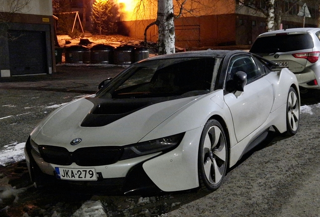 BMW i8