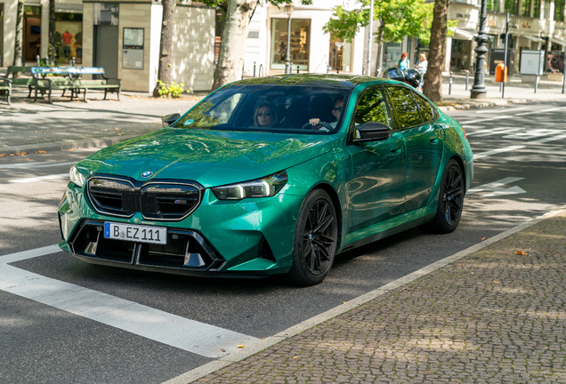 BMW M5 G90
