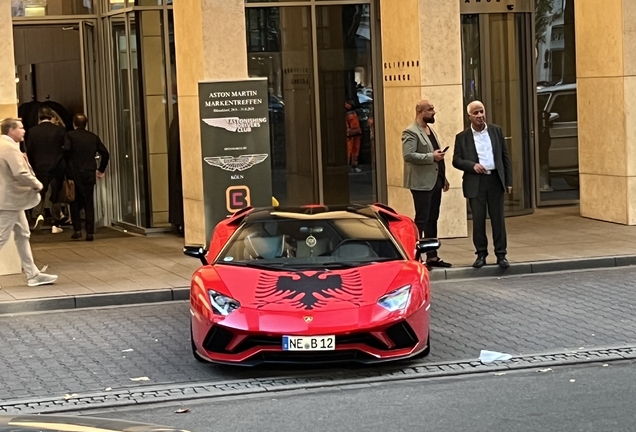 Lamborghini Aventador S LP740-4 Roadster