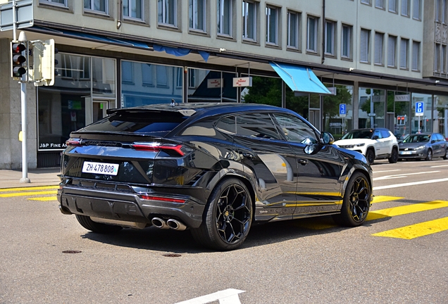 Lamborghini Urus Performante