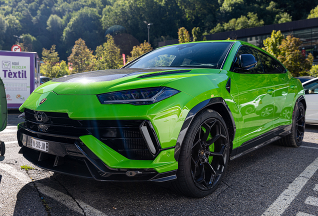 Lamborghini Urus Performante