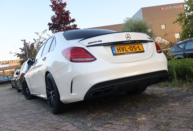 Mercedes-AMG C 63 S W205