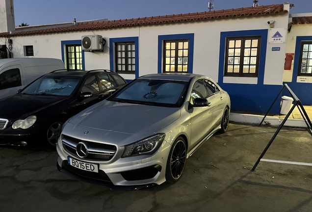 Mercedes-Benz CLA 45 AMG C117