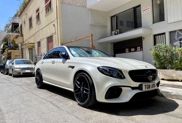 Mercedes-AMG E 63 S W213