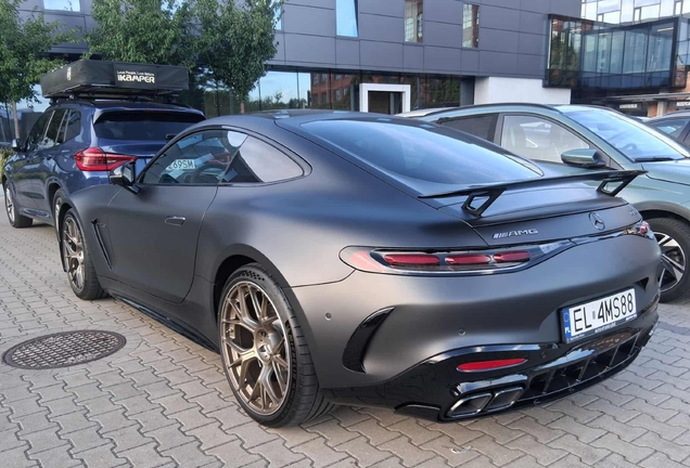 Mercedes-AMG GT 63 C192