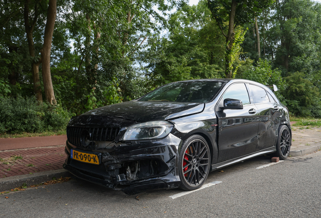 Mercedes-Benz A 45 AMG