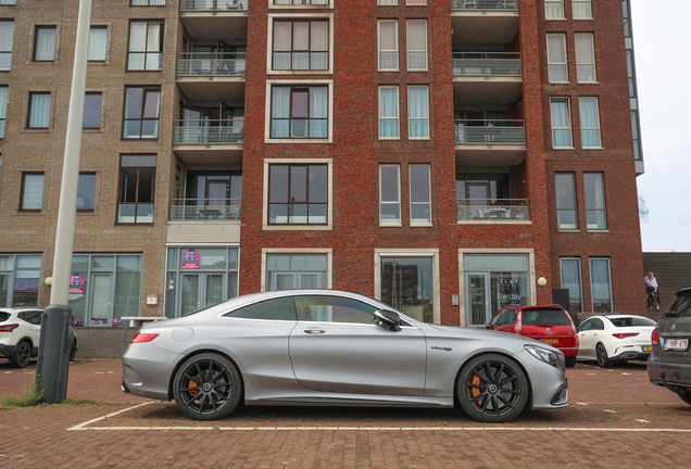 Mercedes-Benz S 63 AMG Coupé C217