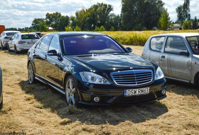 Mercedes-Benz S 63 AMG W221